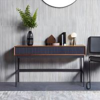 Light Walnut